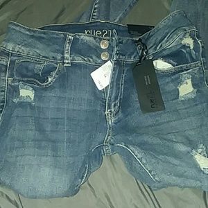 RUE21 Stretchy jeans New with Tags Size 14